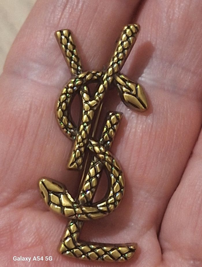 Broche femme YSL - photo numéro 3