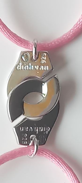 Collier cordon dinh van.