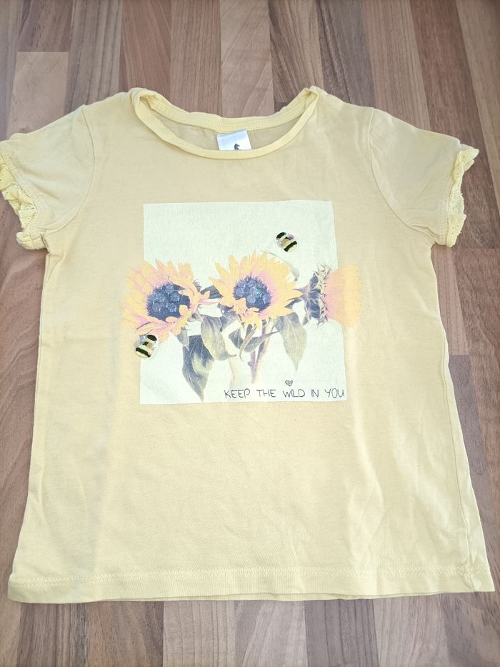 Tee-shirt jaune motif tournesols 5-6 ans🌻palomino - photo numéro 2