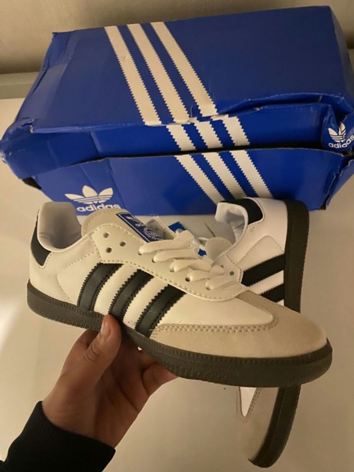 Adidas Samba White Black - taille 38 - Neuve avec étiquette - photo numéro 3