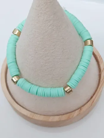 Bracelet perles Heishi – Tendance bohème coloré été