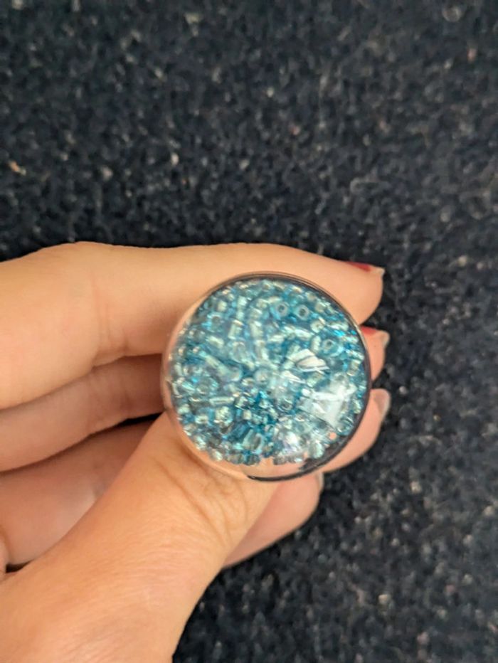 Bague en verre ronde style pylônes - photo numéro 2