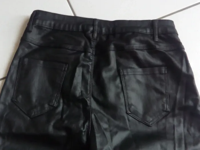 Pantalon en simili cuir noir neuf - photo numéro 5
