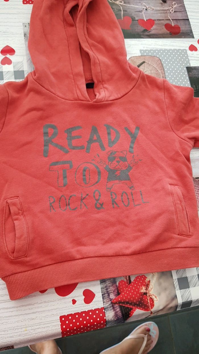 Sweat a capuche kiabi 3ans - photo numéro 2