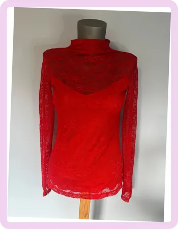 Haut dentelle rouge Patrizia Pepe – taille 0 – élégant & féminin