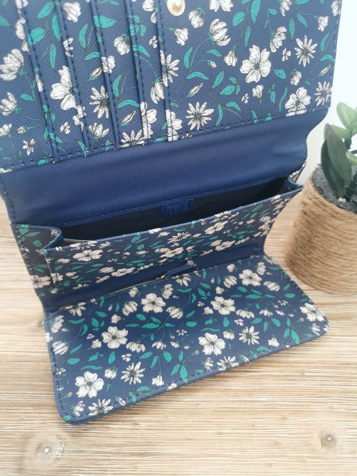 Portefeuille fleuri grand format Lulu Castagnette - photo numéro 4