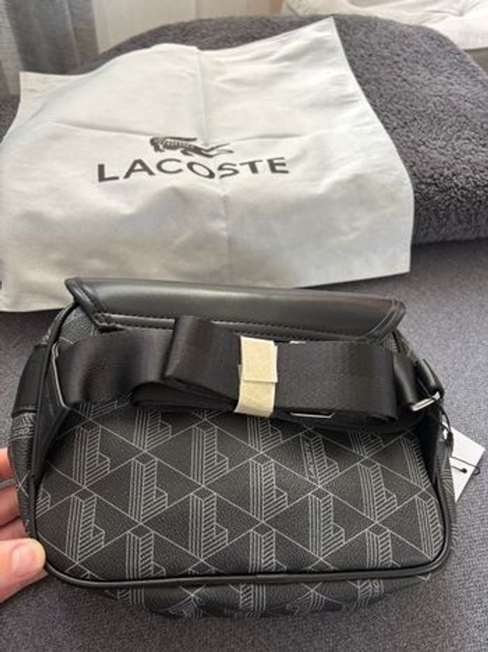 Sacoche Lacoste - photo numéro 4
