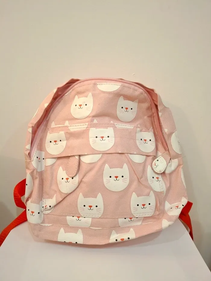 Sac à dos bébé chats blancs