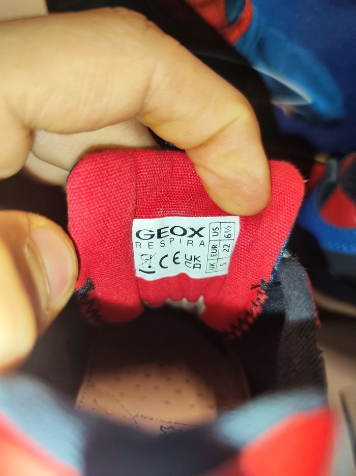 Baskets geox spider-man à lumières taille 22 neuf - photo numéro 6