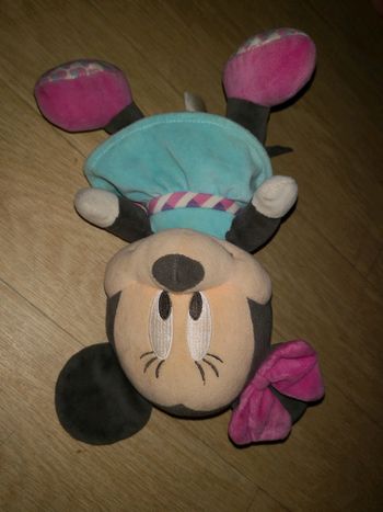 Peluche grelot minnie disney