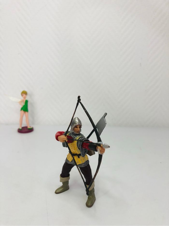 Figurine archer rouge Papo - photo numéro 2