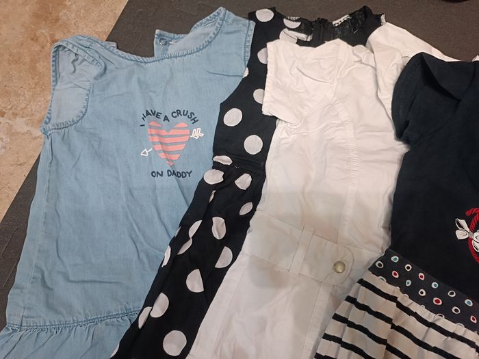 Lot de 8 robes été fille 3ans - photo numéro 4