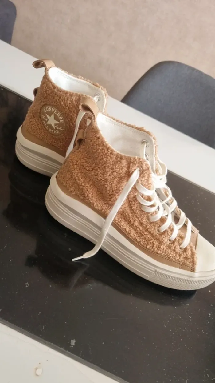 Converse - photo numéro 3