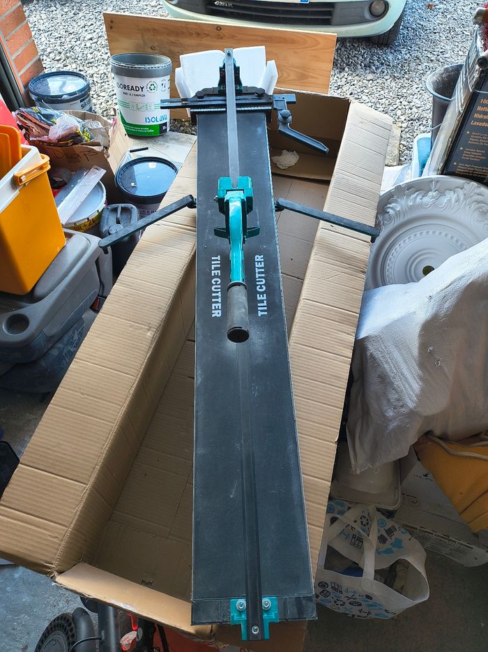 Coupe carrelage grand format 1m20