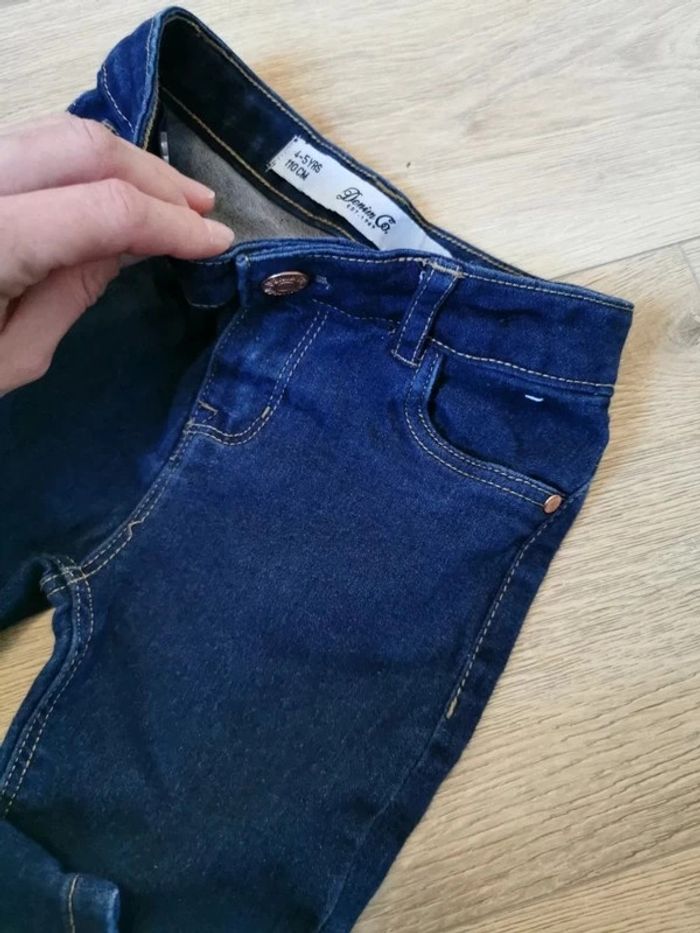 Jean 4 5 ans neuve - photo numéro 4
