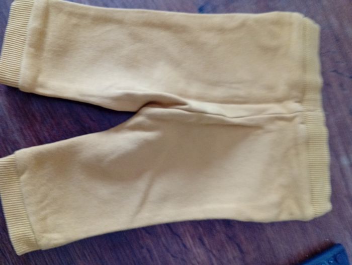 Lot de 2 pantalons taille 3 mois - photo numéro 3