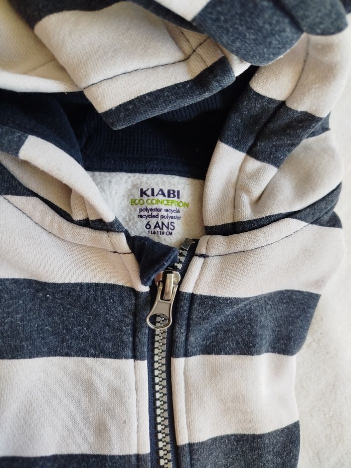 Lot de 6 sweats à capuche garçon 6 ans - photo numéro 5