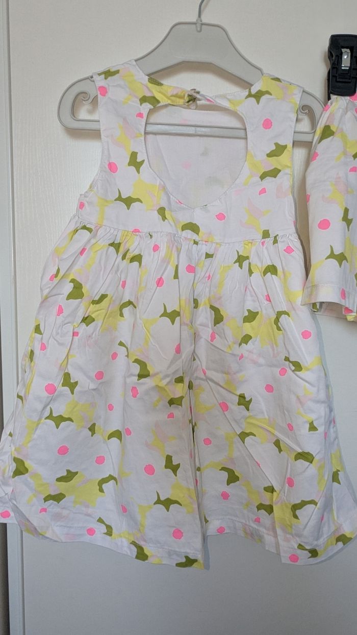 Lot vêtements similaires identiques jumelles fille 3 ans - photo numéro 4