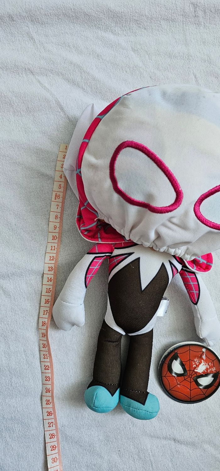 Peluche Spider-Gwen / Spider-Woman  Neuve avec étiquette - photo numéro 6
