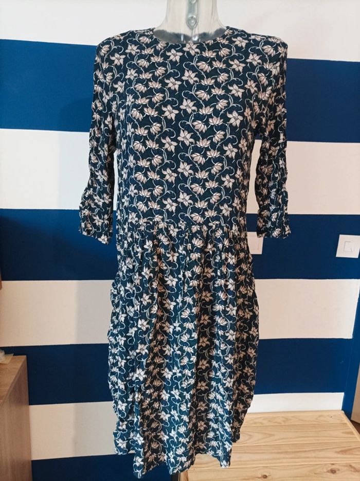 Jolie robe manches 3/4 fleurie Monoprix femme taille 40