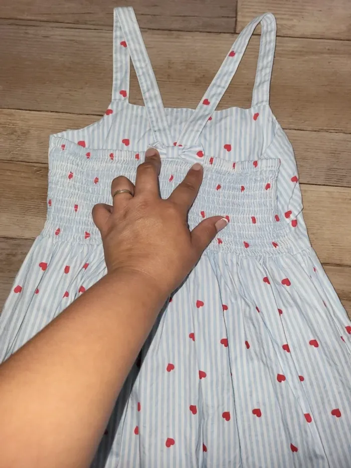 Robe bleu clair coeur - photo numéro 3