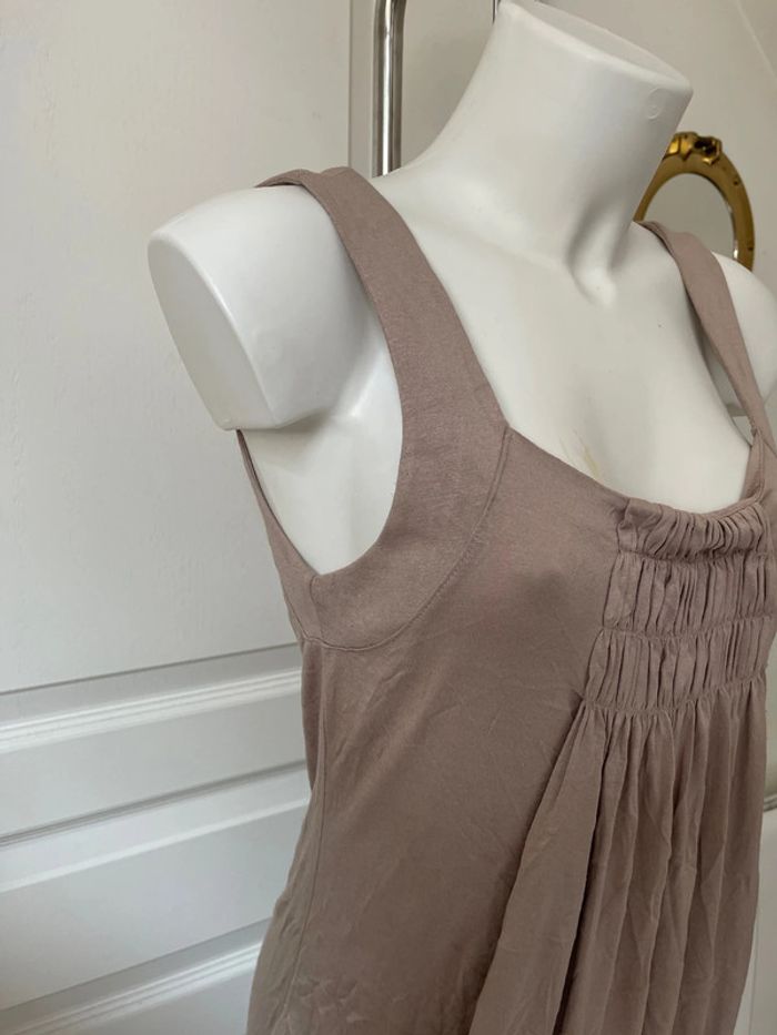 Robe beige - photo numéro 3