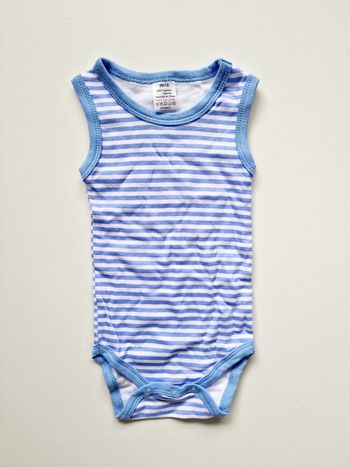 Body sans manches - Neuf ! (6 mois)