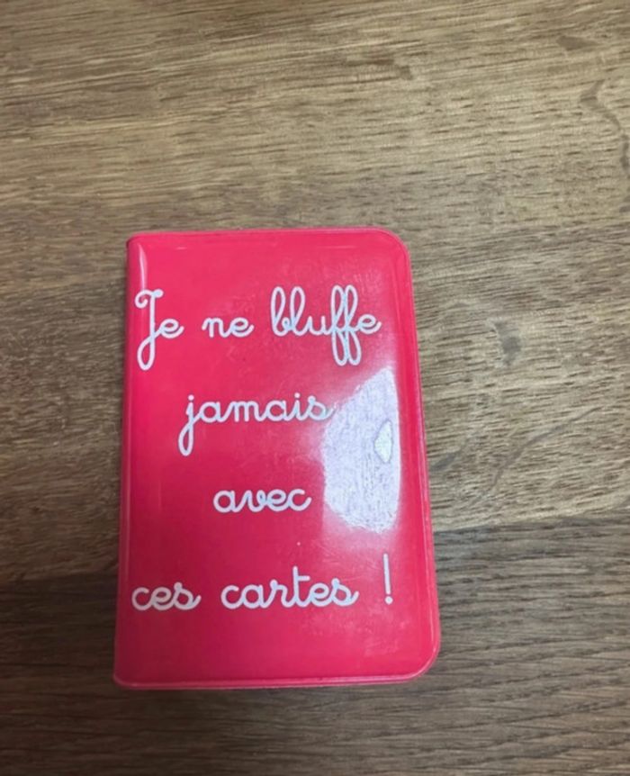 Carnet Porte de cartes rose je ne bluffe jamais avec ces cartes