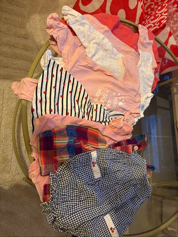 Lots 4 pyjama + 1 robe +3 combi