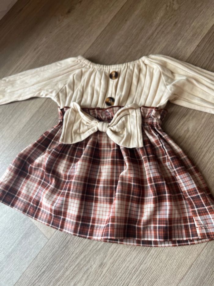 Robe fille 3-6 mois - photo numéro 4
