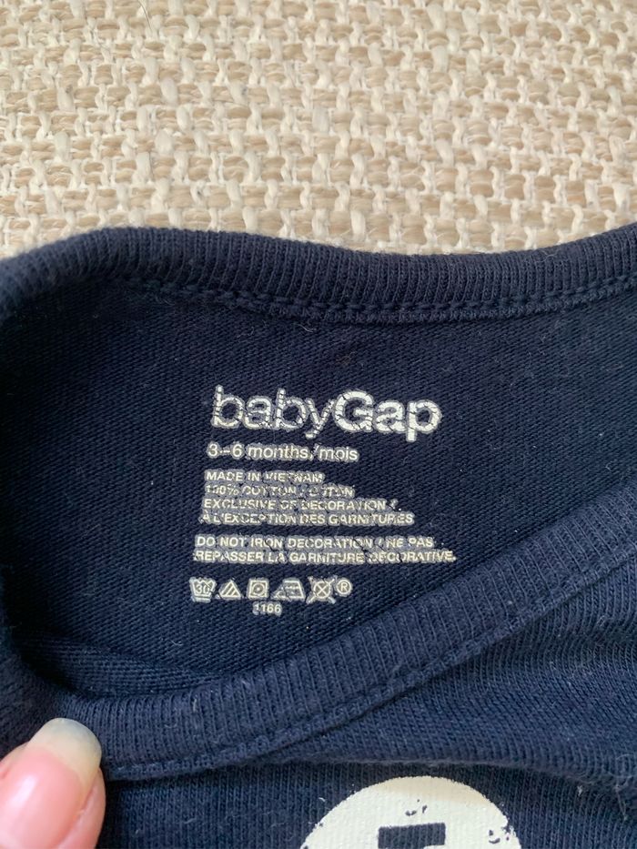 Adorable body MC BabyGap marine 3/6 mois - photo numéro 3