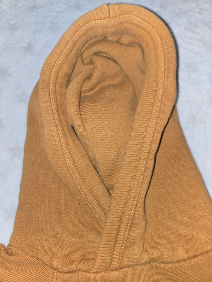Sweat a capuche - photo numéro 4