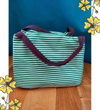 Sac isotherme rayé vert – Compact & pratique - lunchbox d’été