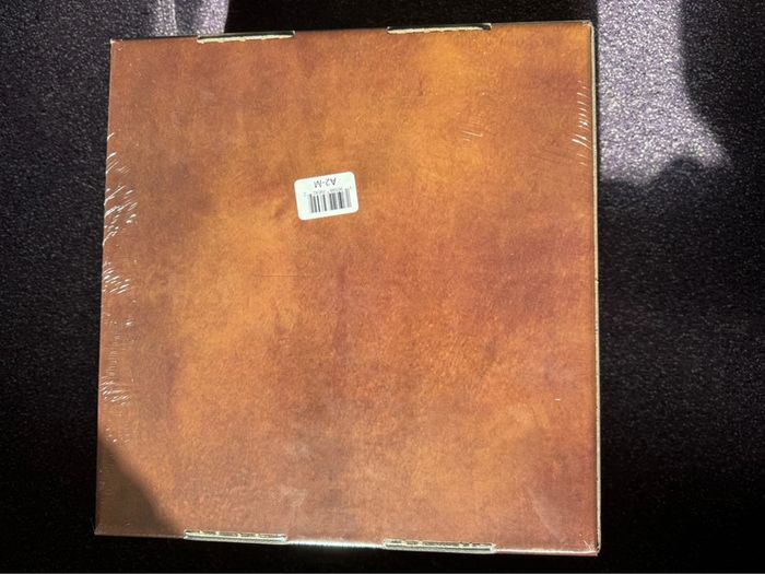 Coffret Travis Scott Utopia A2 marron neuf scellé - photo numéro 3