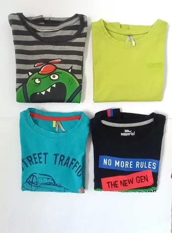 Lot 4 T-shirts 6 ans