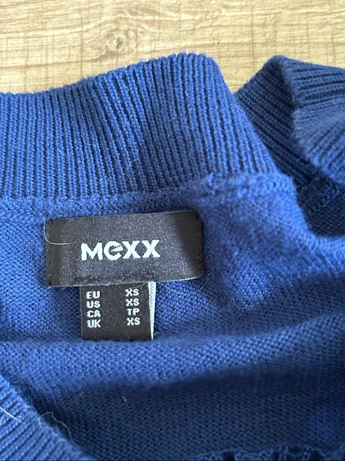 Pull bleu avec dentelle Mexx taille XS TBE - photo numéro 10