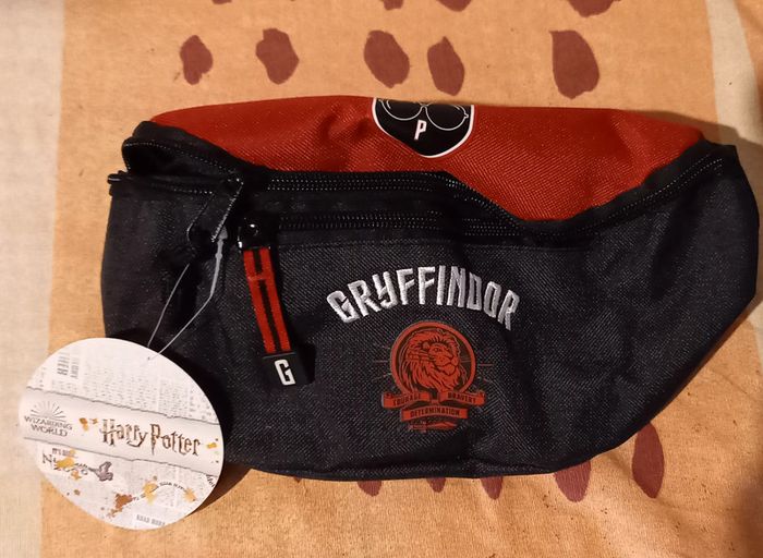 Sac banane Harry Potter neuf - photo numéro 2