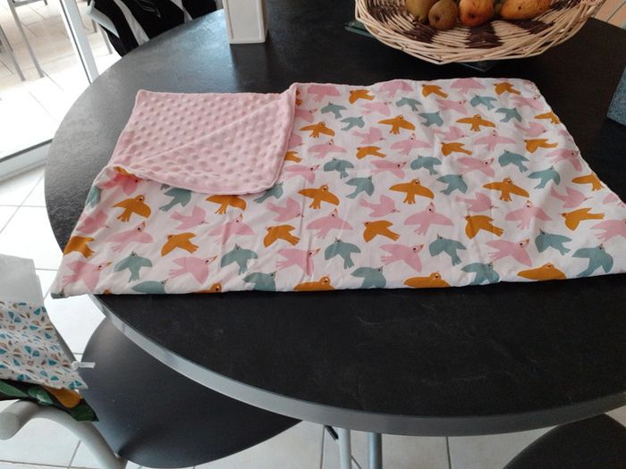 Couverture bébé- neuve - 90x70cm