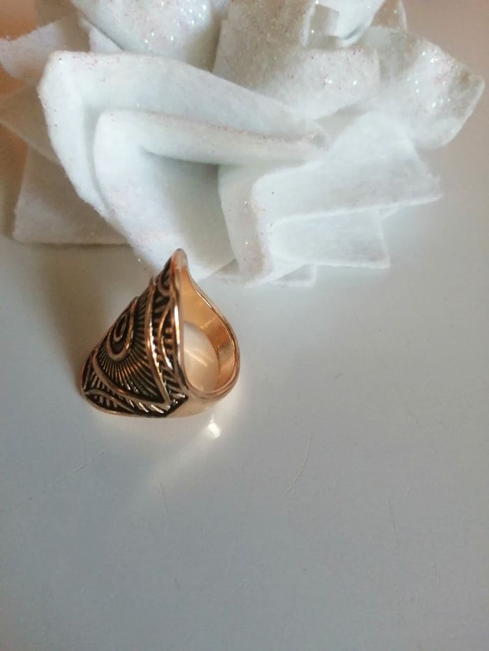 🌸Bague dorée large gravures ethniques Vintage Taille 54 🌸 - photo numéro 2