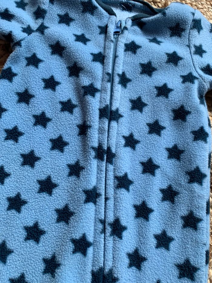 Sur pyjama 9 mois - photo numéro 2