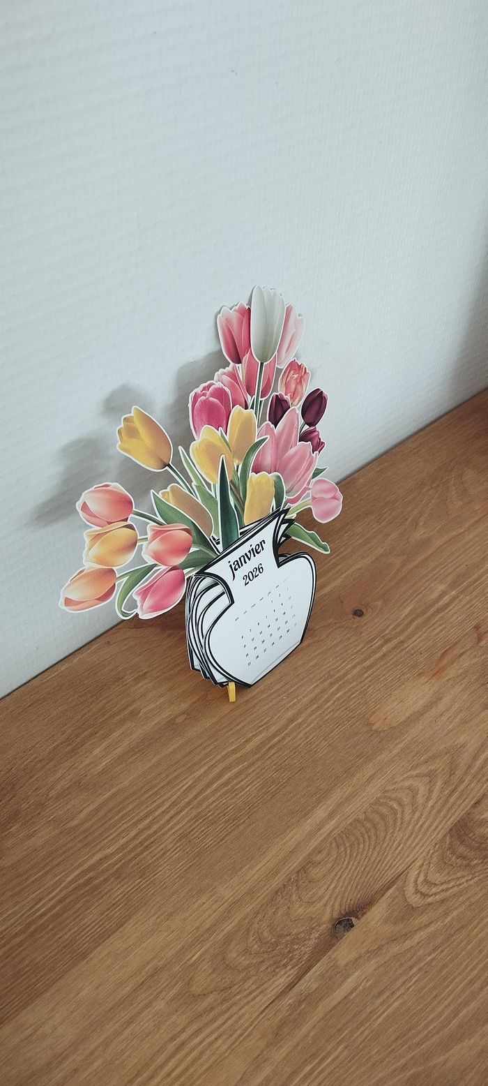 Calendrier 2026 à thème tulipes feuilles superposées détachables abr020 - photo numéro 3