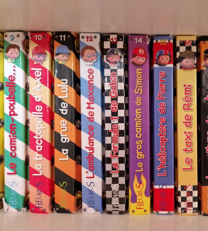 Lot 24 livres p'tit garçon