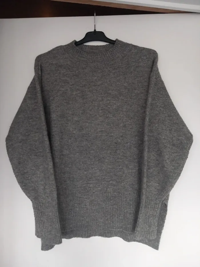 Joli pull gris hiver H&M