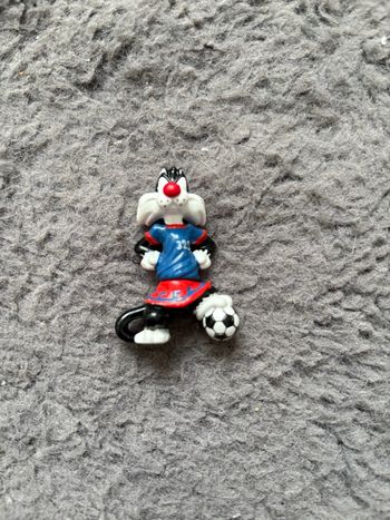 Figurine vintage Sylvestre le chat gros minet football Looney Tunes