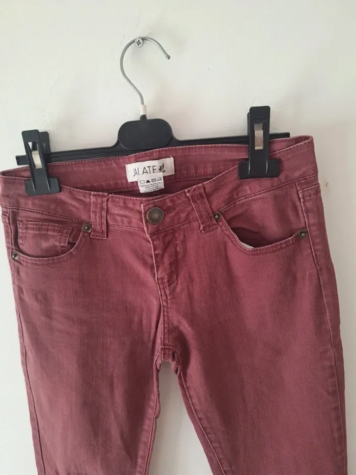 Jeans bordeaux - photo numéro 2