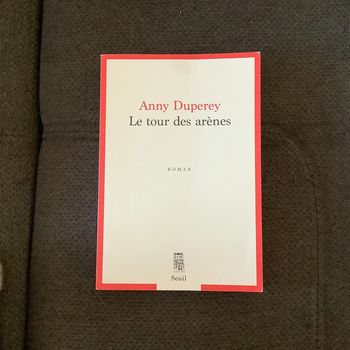 Livre le tour des arènes