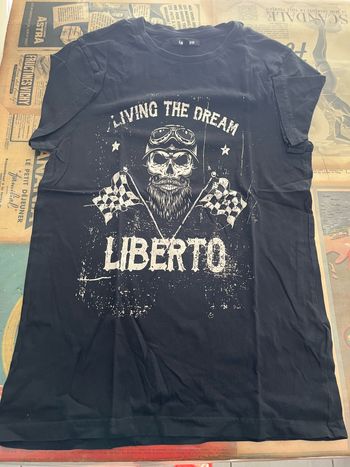 TEE Shirt liberto