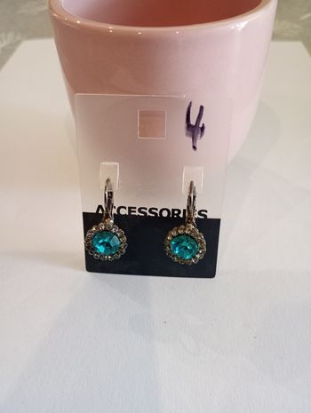 Boucles d'oreille pierres vertes