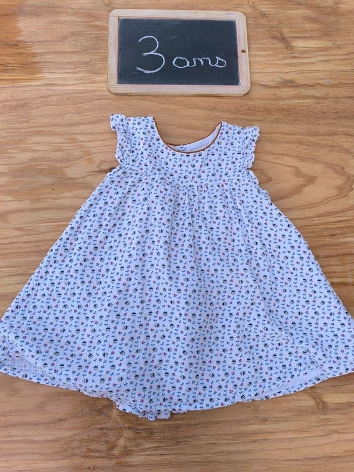 Robe et culotte Obaibi taille 3 ans en très bon état