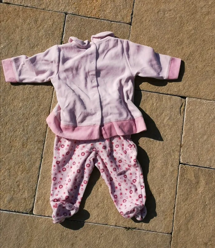 Pyjama 2 pièces kiabi baby 6 mois - photo numéro 3